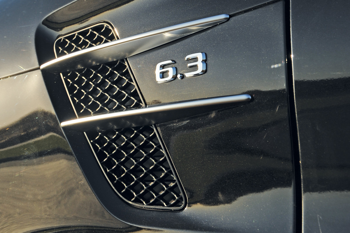 Mercedes SLS AMG Roadster detail