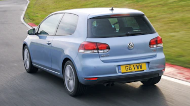 Volkswagen Golf GT 1.4 TSI 160 rear tracking