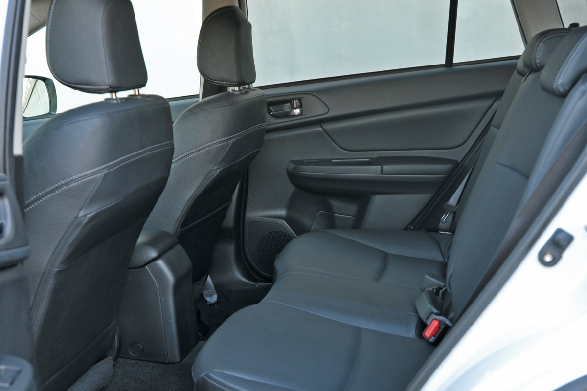 Subaru XV 2.0 petrol rear seats