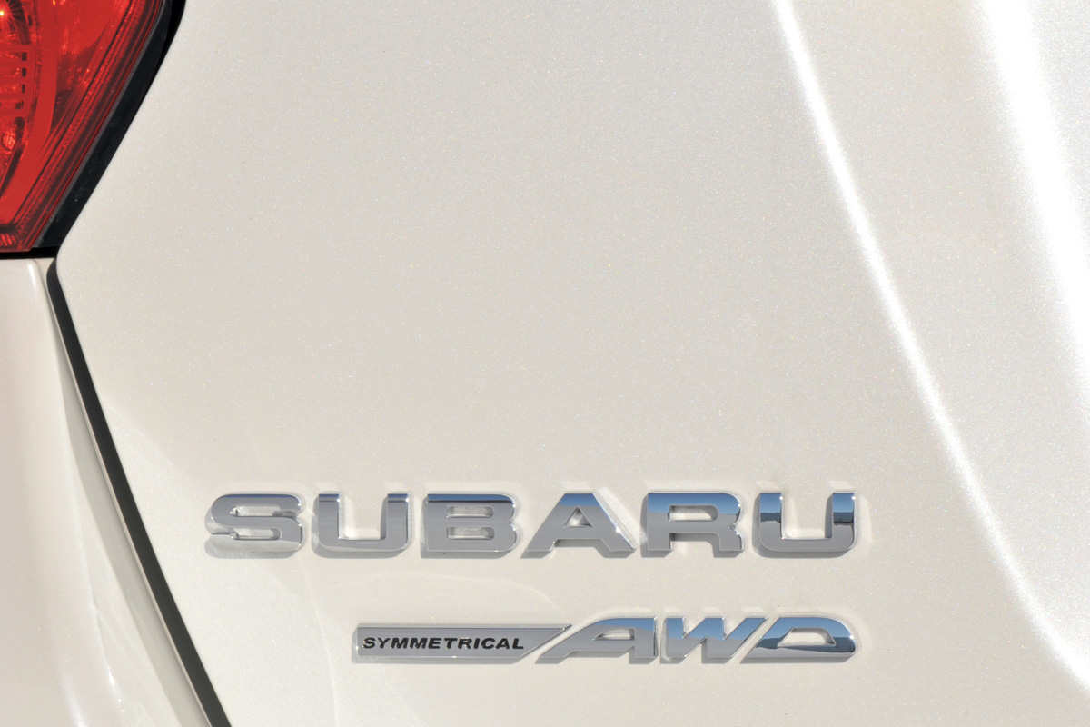 Subaru XV 2.0 petrol badge