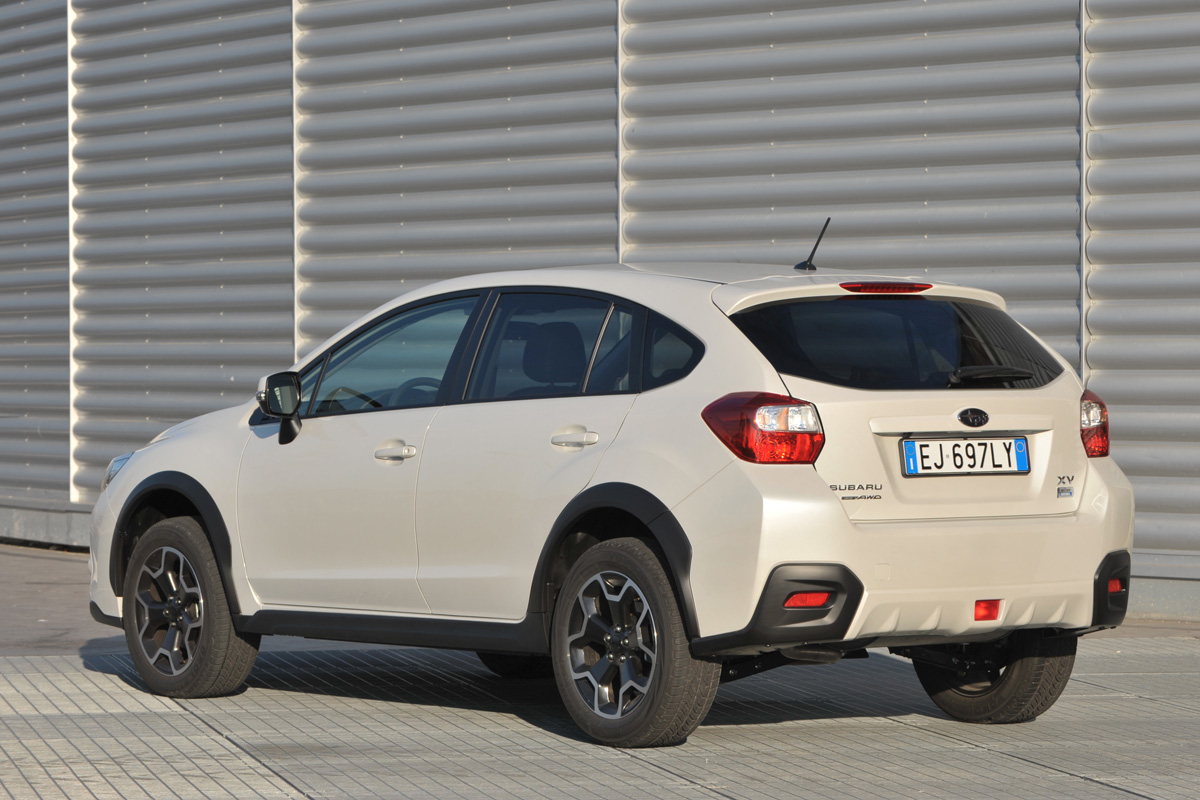 Subaru XV 2.0 petrol rear three-quarters