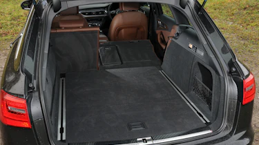 Audi A6 Avant 3.0 TDI boot