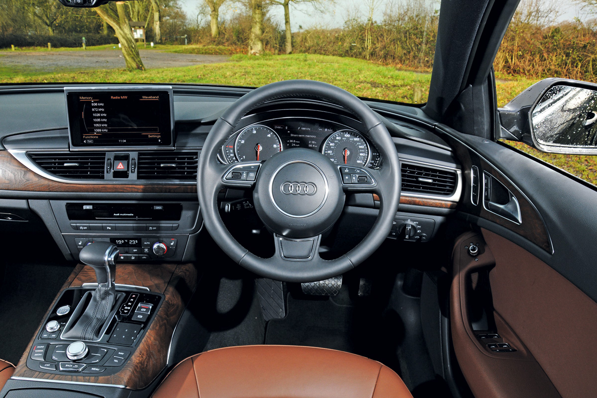 Audi A6 Avant 3.0 TDI dash