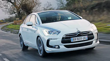 Citroen DS5 Hybrid4 front tracking