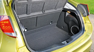 Honda Civic 2.2 i-DTEC EX GT boot