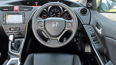 Honda Civic 2.2 i-DTEC EX GT dash