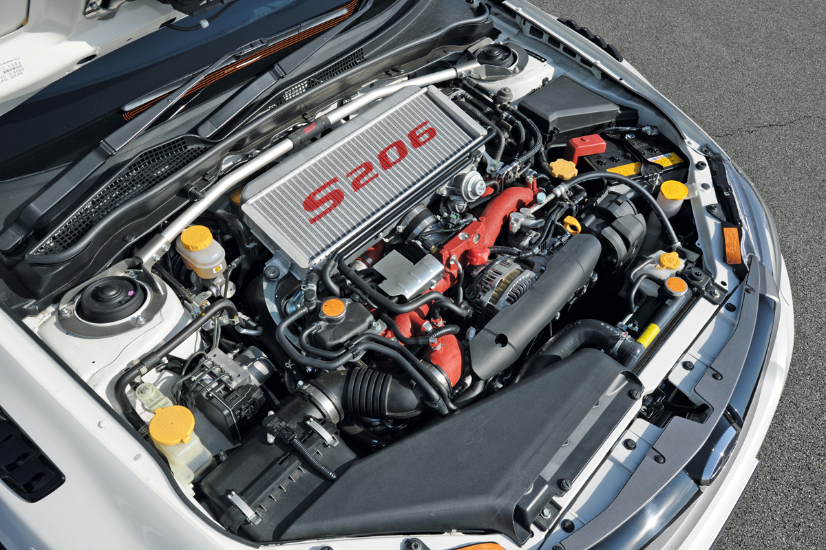 Subaru Impreza S206 engine