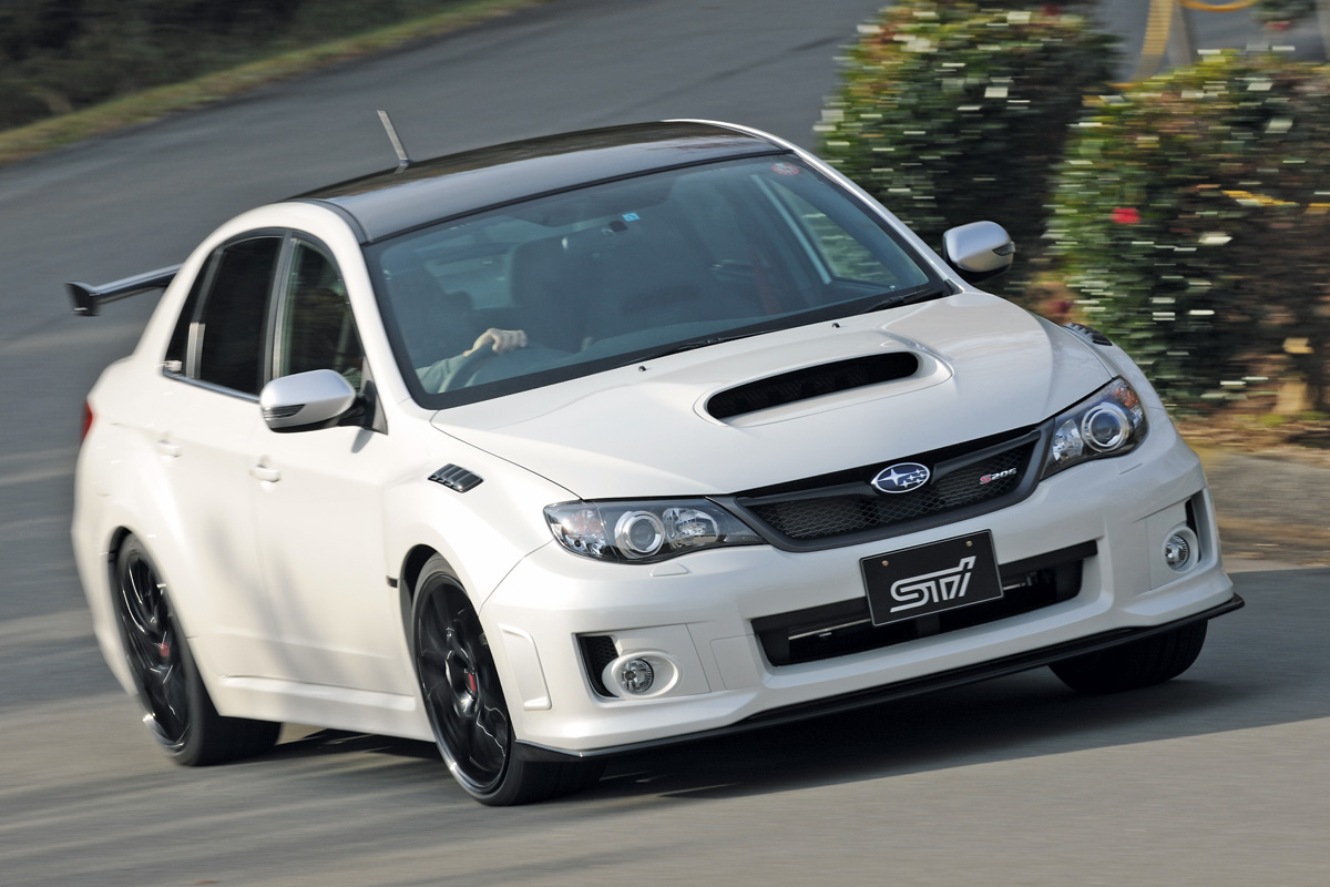 Subaru Impreza S206 front cornering