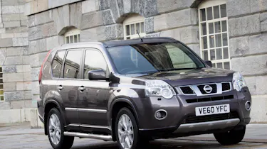 Nissan X-TRAIL Platinum