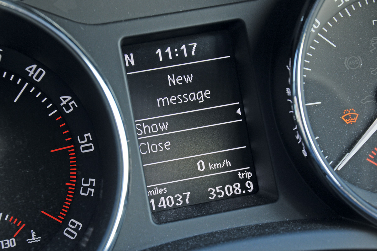Skoda Superb Estate detail