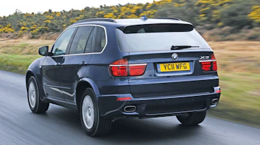 BMW X5 xDrive 30d M Sport rear tracking