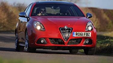 Alfa Romeo Giulietta front cornering