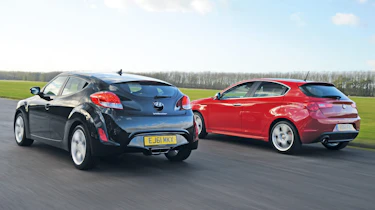 Hyundai Veloster vs Alfa Romeo Giulietta