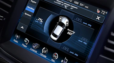Chrysler 300C SRT8 sat-nav