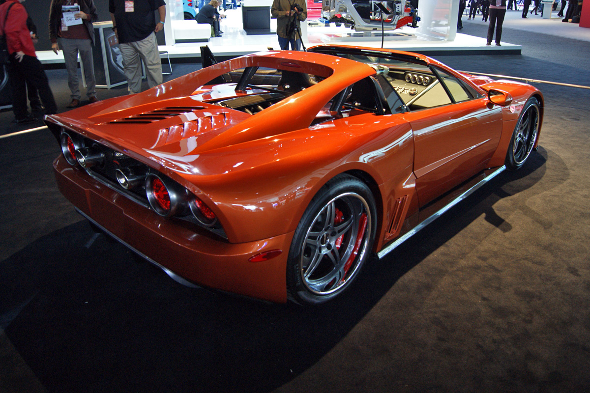 Falcon F7 rear three-quarters