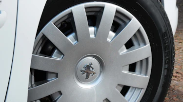 Peugeot 207 Oxygo+ wheel