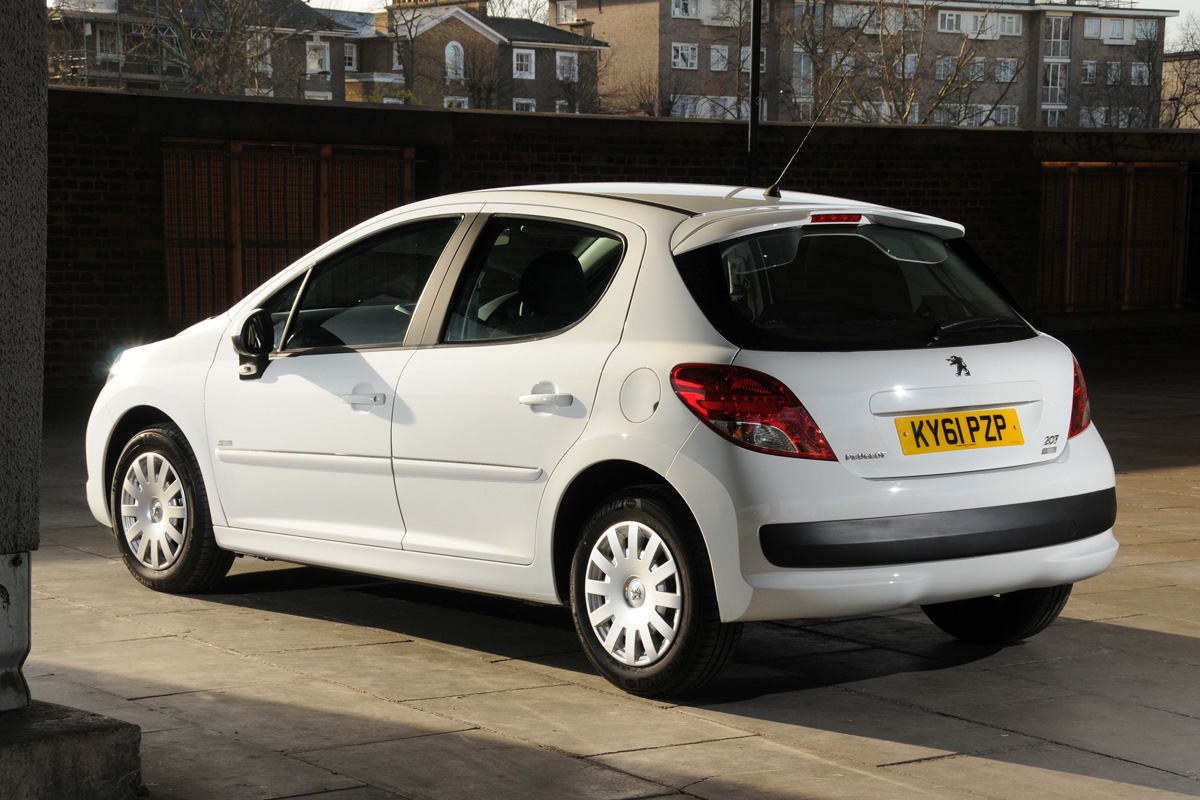 Peugeot 207 Oxygo+ rear three-quarters
