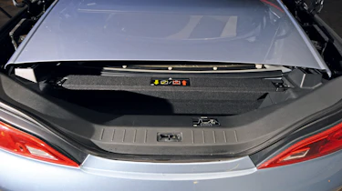 Infiniti G37 Convertible boot