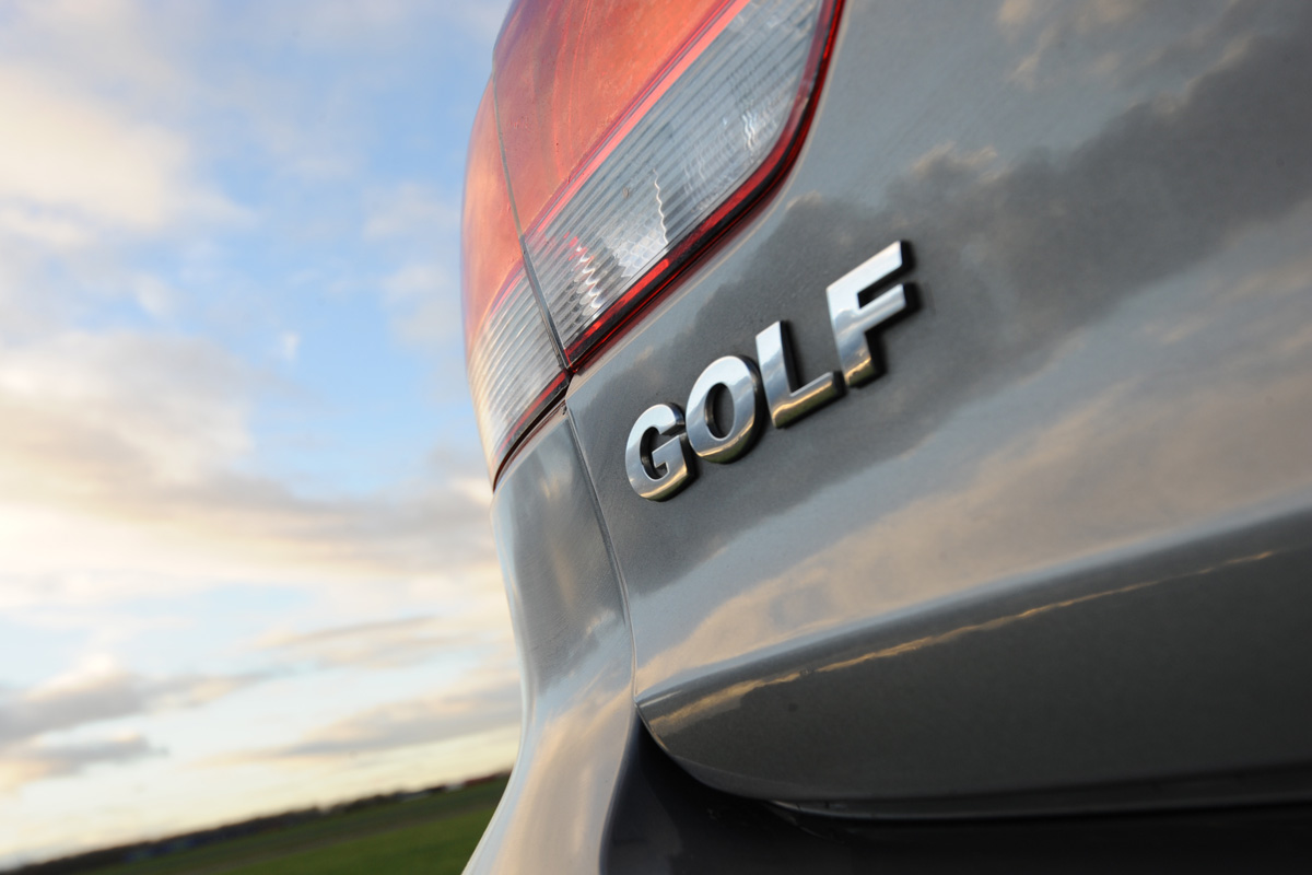 VW Golf 2.0 TDI Match badge