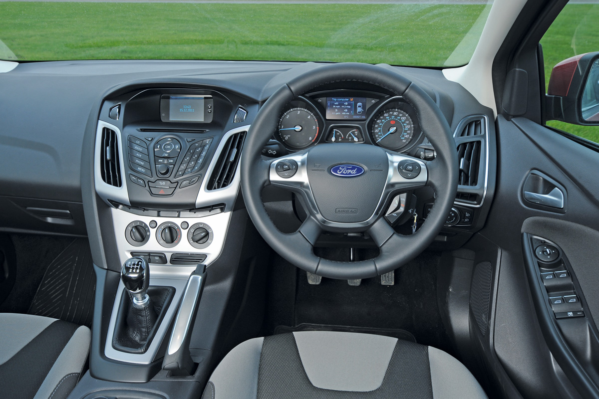 Ford Focus 2.0 TDCi Zetec dash