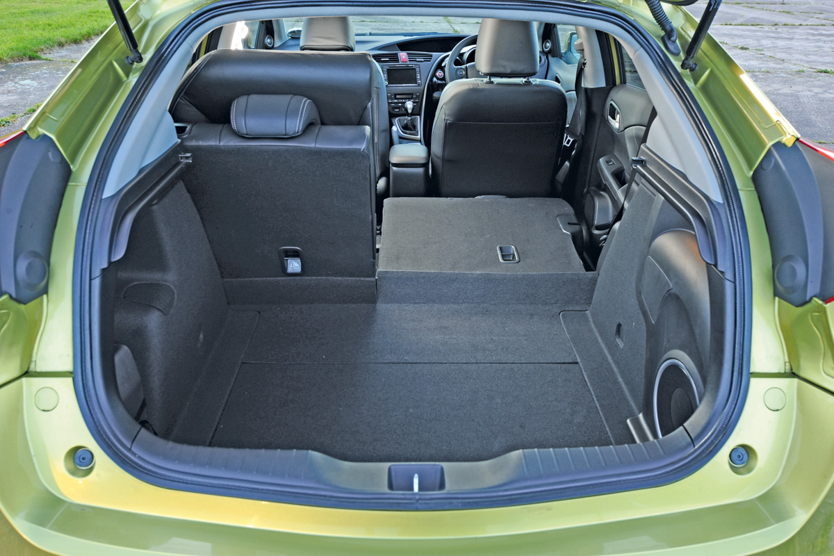 Honda Civic 2.2 i-DTEC ES boot