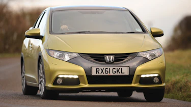 Honda Civic 2.2 i-DTEC ES front cornering