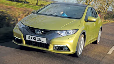 Honda Civic 2.2 i-DTEC ES front tracking