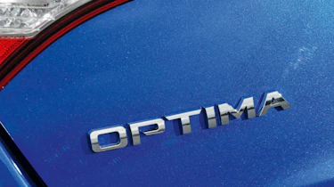 Kia Optima badge