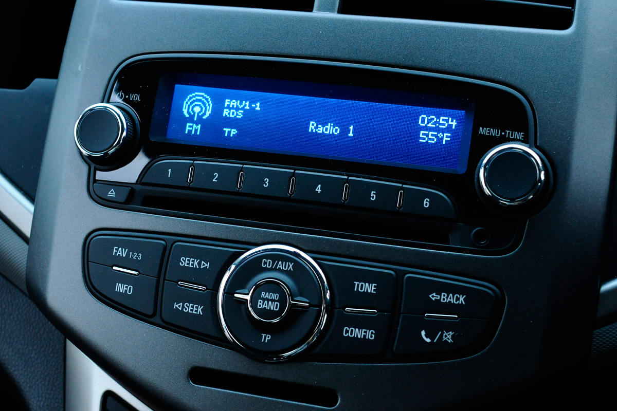 Chevrolet Aveo LT centre console