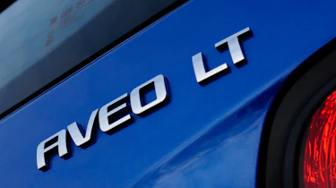 Chevrolet Aveo LT badge