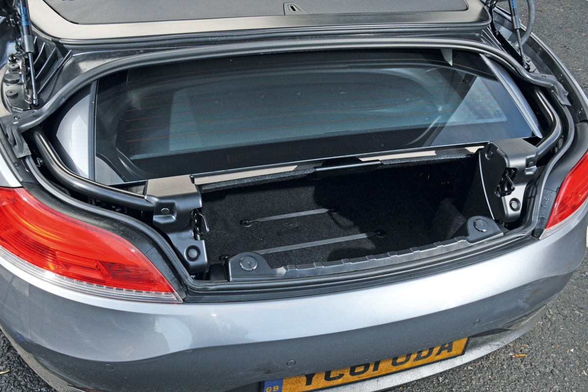 BMW Z4 boot