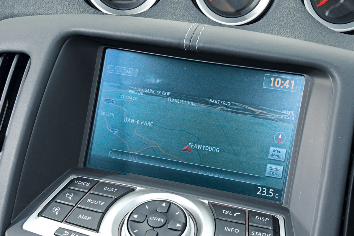 Nissan 370Z GT sat-nav