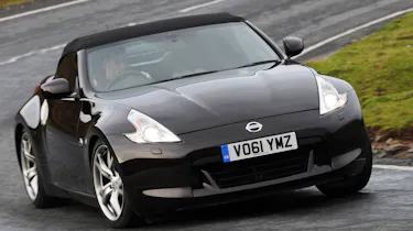 Nissan 370Z GT front cornering