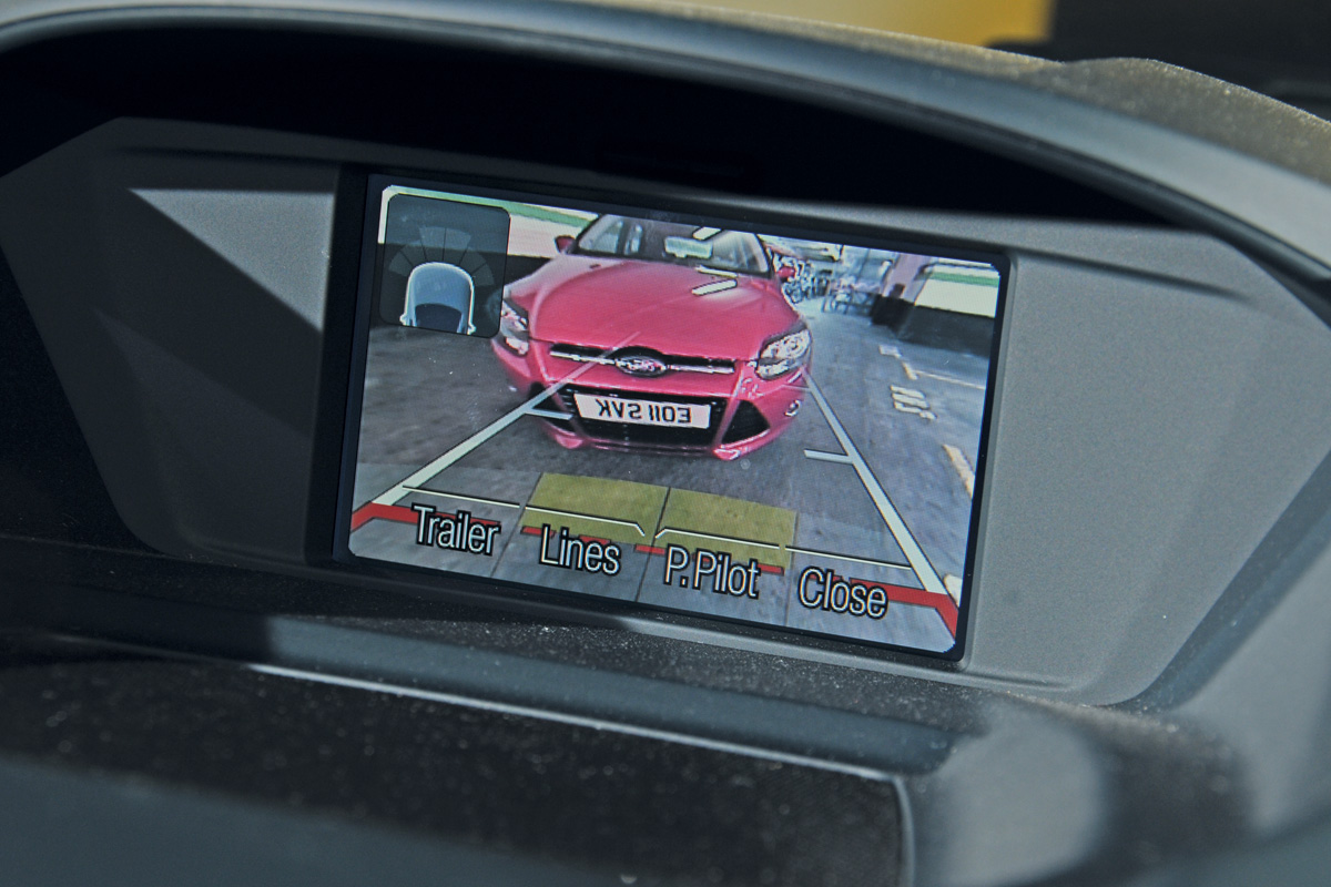 Ford Focus rear parking camera