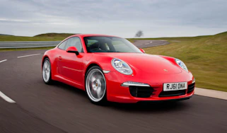 Porsche 911 Carrera S front tracking