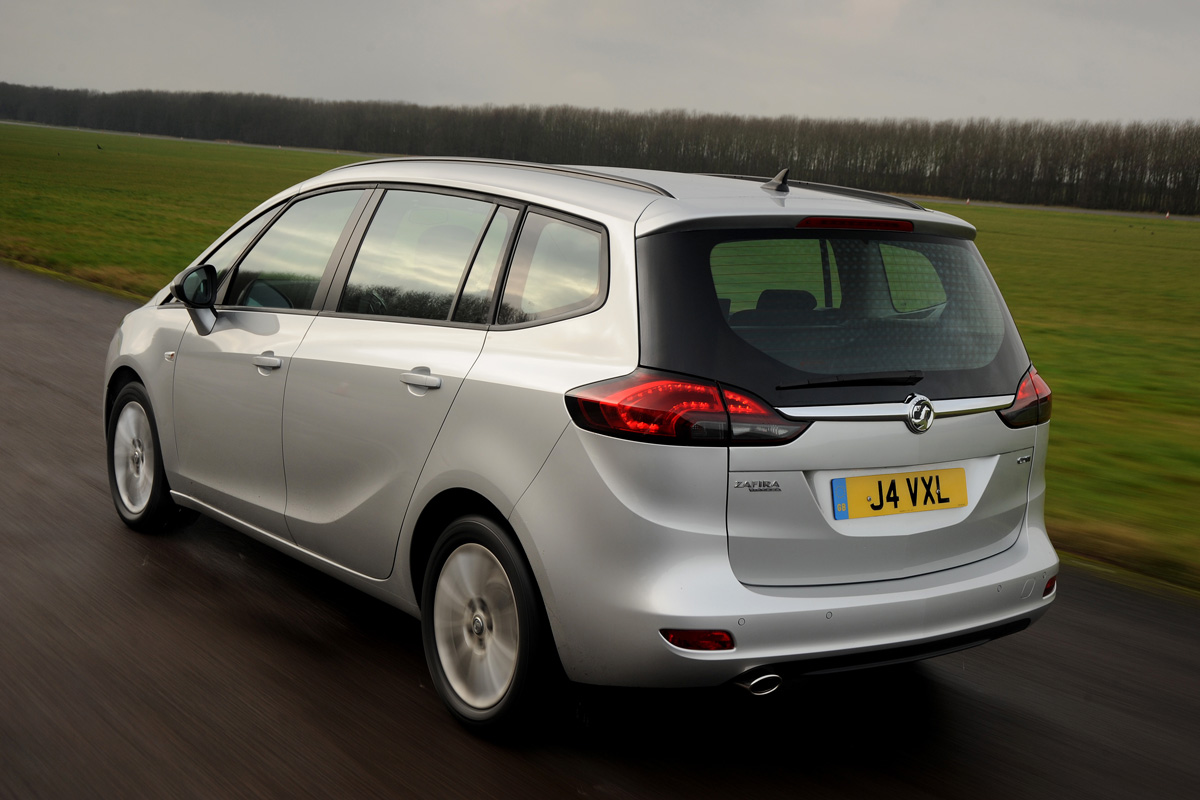 Vauxhall Zafira Tourer rear tracking