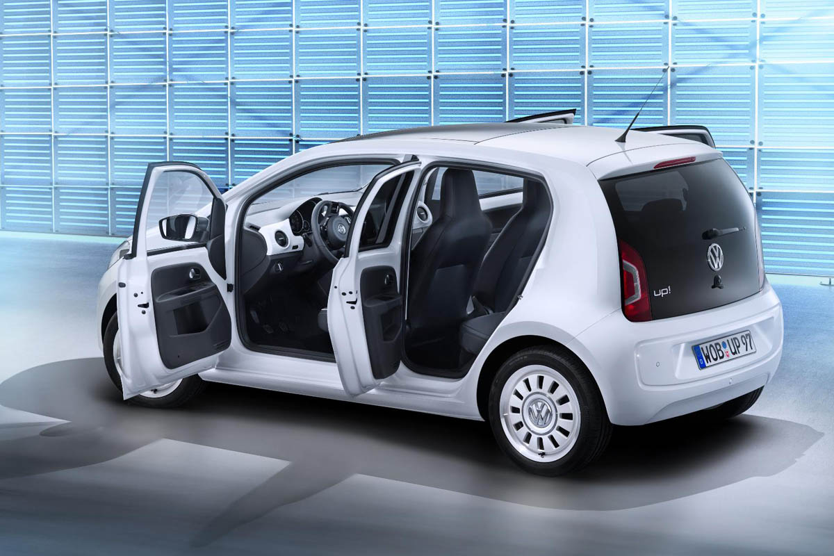 VW up! 5-door doors open