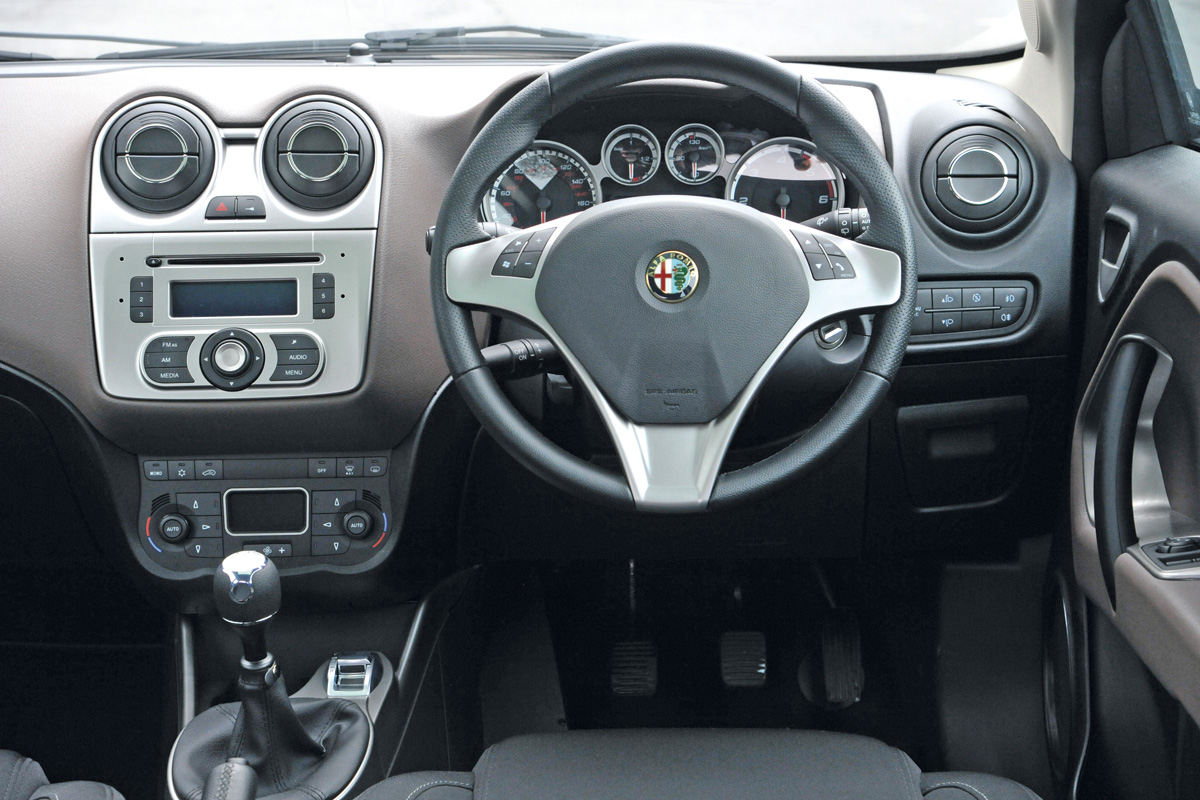 Alfa MiTo JTDm Sprint dash