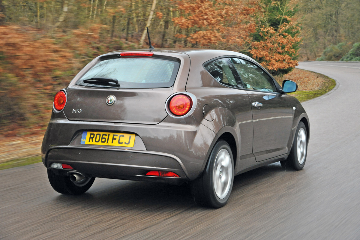 Alfa MiTo JTDm Sprint rear cornering