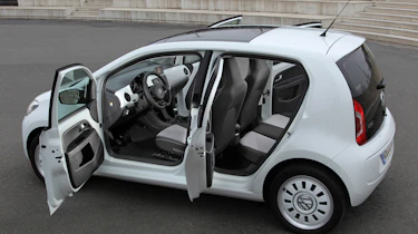 VW up! 5-door doors open