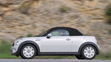 MINI Roadster Cooper S panning