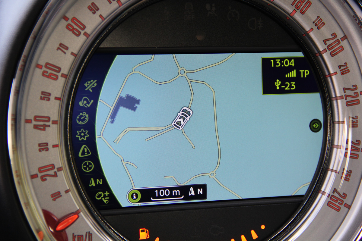 MINI Roadster Cooper S sat-nav