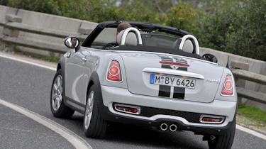 MINI Roadster Cooper S rear cornering