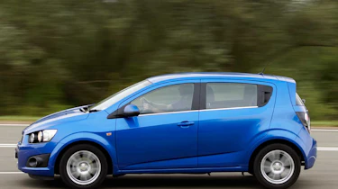 Chevrolet Aveo panning
