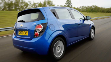 Chevrolet Aveo rear tracking