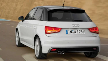 Audi A1 Sportback 1.6 TDI rear tracking