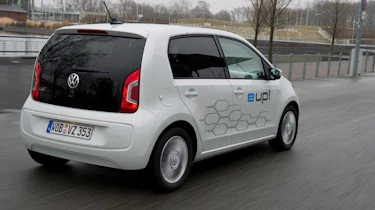 Volkswagen e up! rear tracking