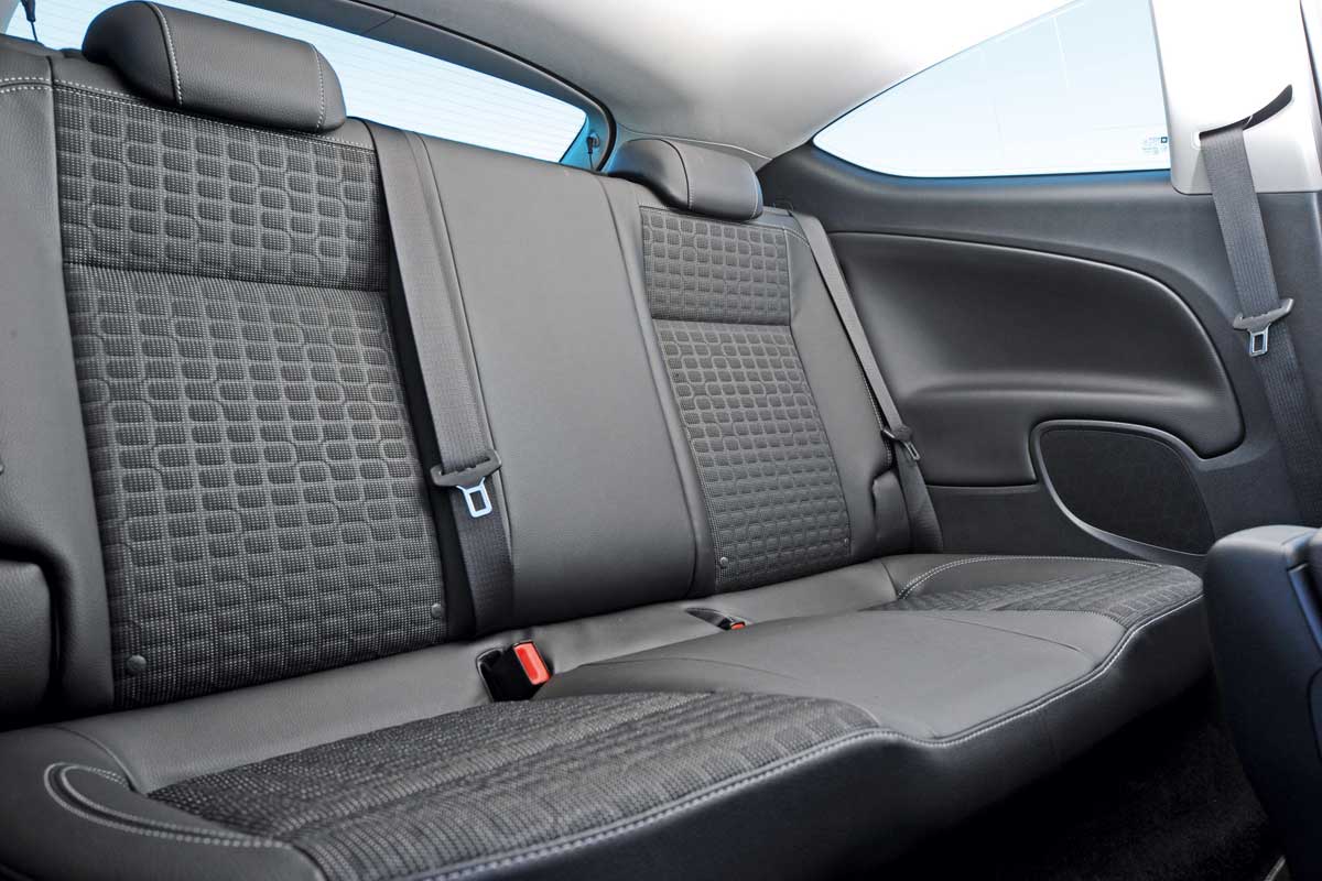 Vauxhall Astra GTC rear seats