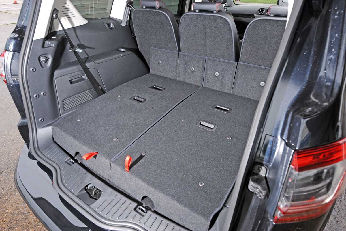 Ford S-MAX 2.0 TDCi Titanium boot
