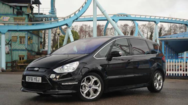 Ford S-MAX 2.0 TDCi Titanium front three-quarters